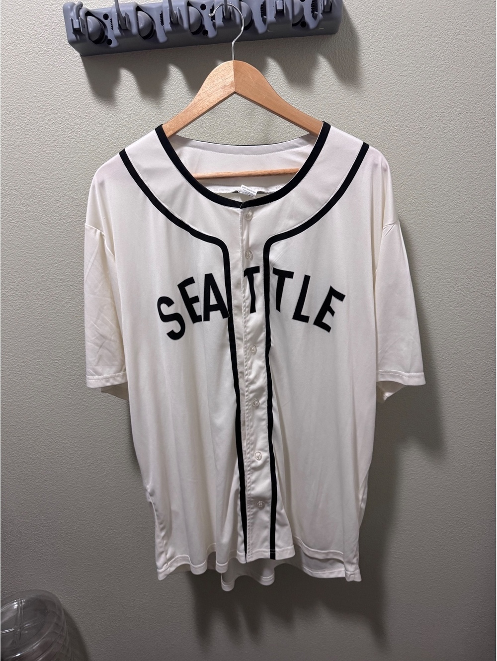 Seattle Mariners Adult 2XL White Black Button Front Jersey Alaska Airlines MLB